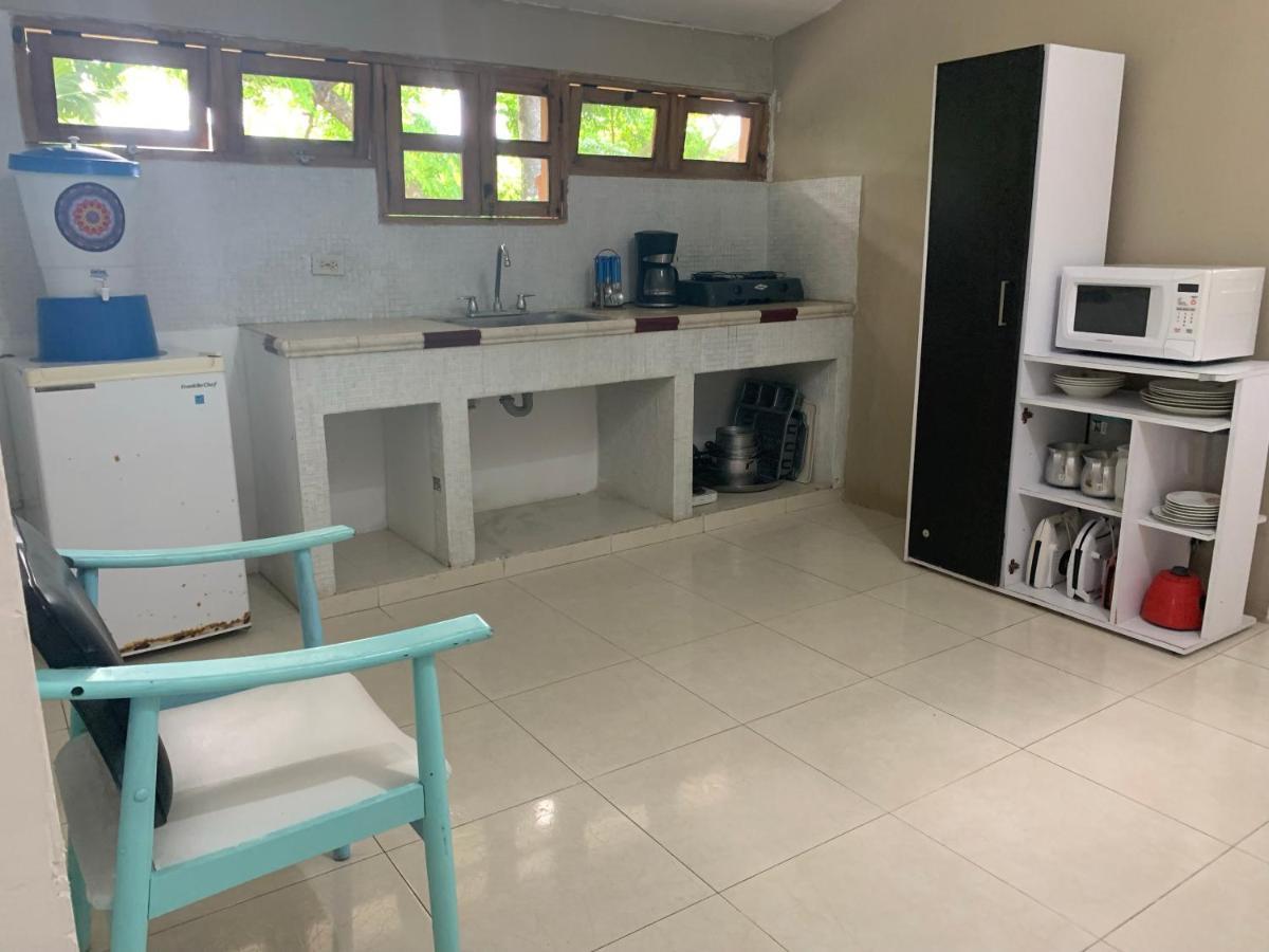 Hostal Casaluna San Andres Luaran gambar
